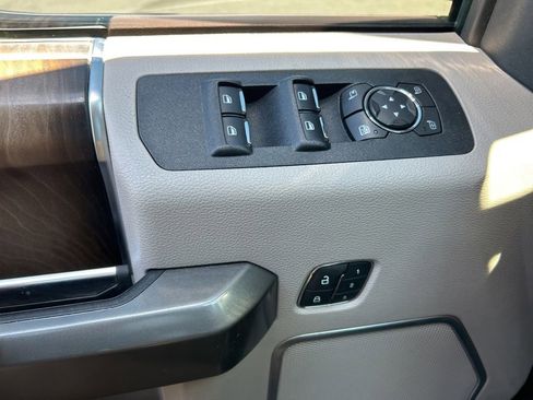 Used 2019 Ford F150 Limited AWD/4WD image 22