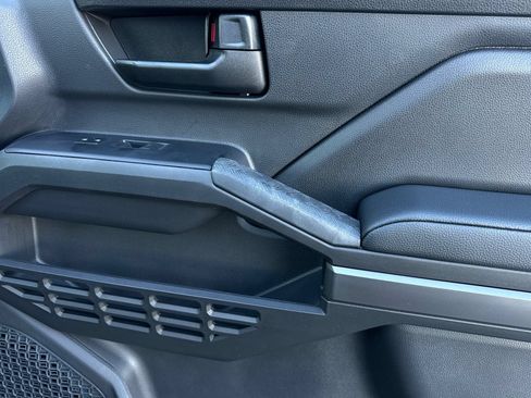 New 2026 Toyota Tacoma SR5 RWD image 17
