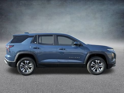 New 2026 Chevrolet Equinox LT w/ Convenience Package II image 2