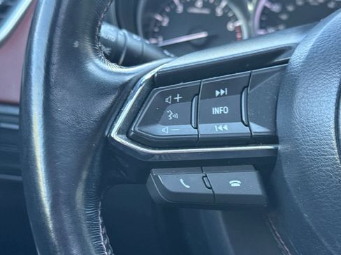 Used 2018 MAZDA CX-9 Signature image 29