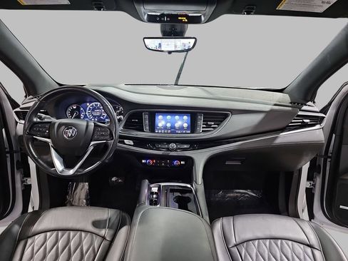 Certified 2022 Buick Enclave Avenir w/ Avenir Technology Package image 11