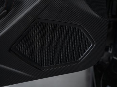 Used 2024 Lamborghini Huracan STO RWD image 28