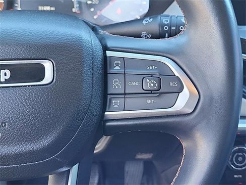 Used 2022 Jeep Compass Limited w/ Sun and Sound Group image 13