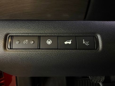 Used 2023 Nissan Pathfinder Platinum w/ Lighting Package (N93) image 38