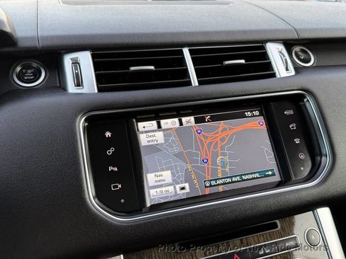 Used 2016 Land Rover Range Rover Sport SE image 22