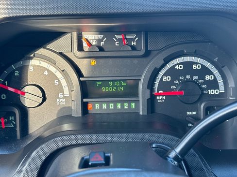 Used 2019 Ford E-350 and Econoline 350 Super Duty w/ Power Windows & Locks Group image 22