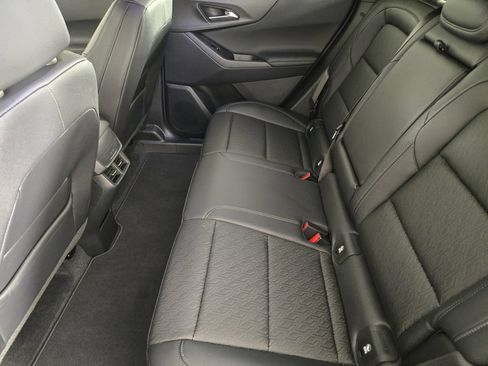 New 2026 Chevrolet Equinox LT w/ Convenience Package II FWD image 40