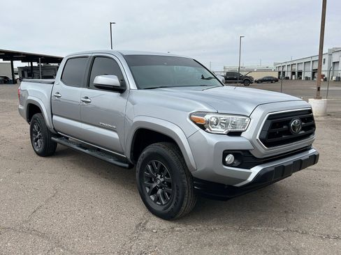 Used 2021 Toyota Tacoma SR5 image 3