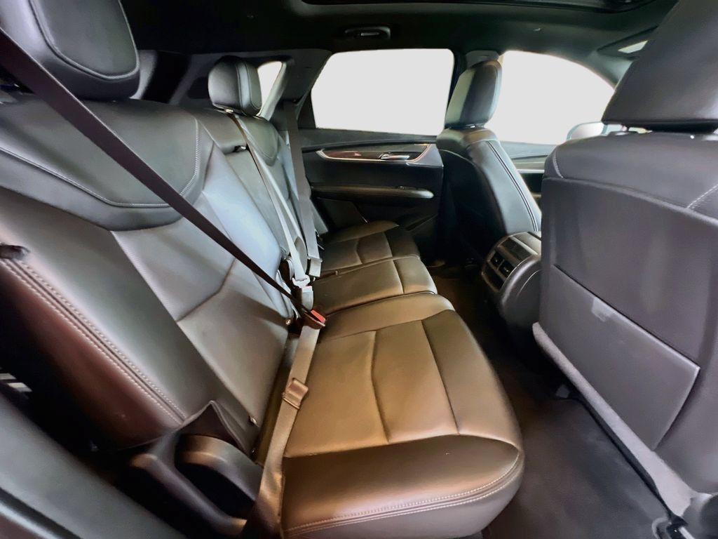 Used 2022 Cadillac XT5 Sportv AWD/4WD image 28