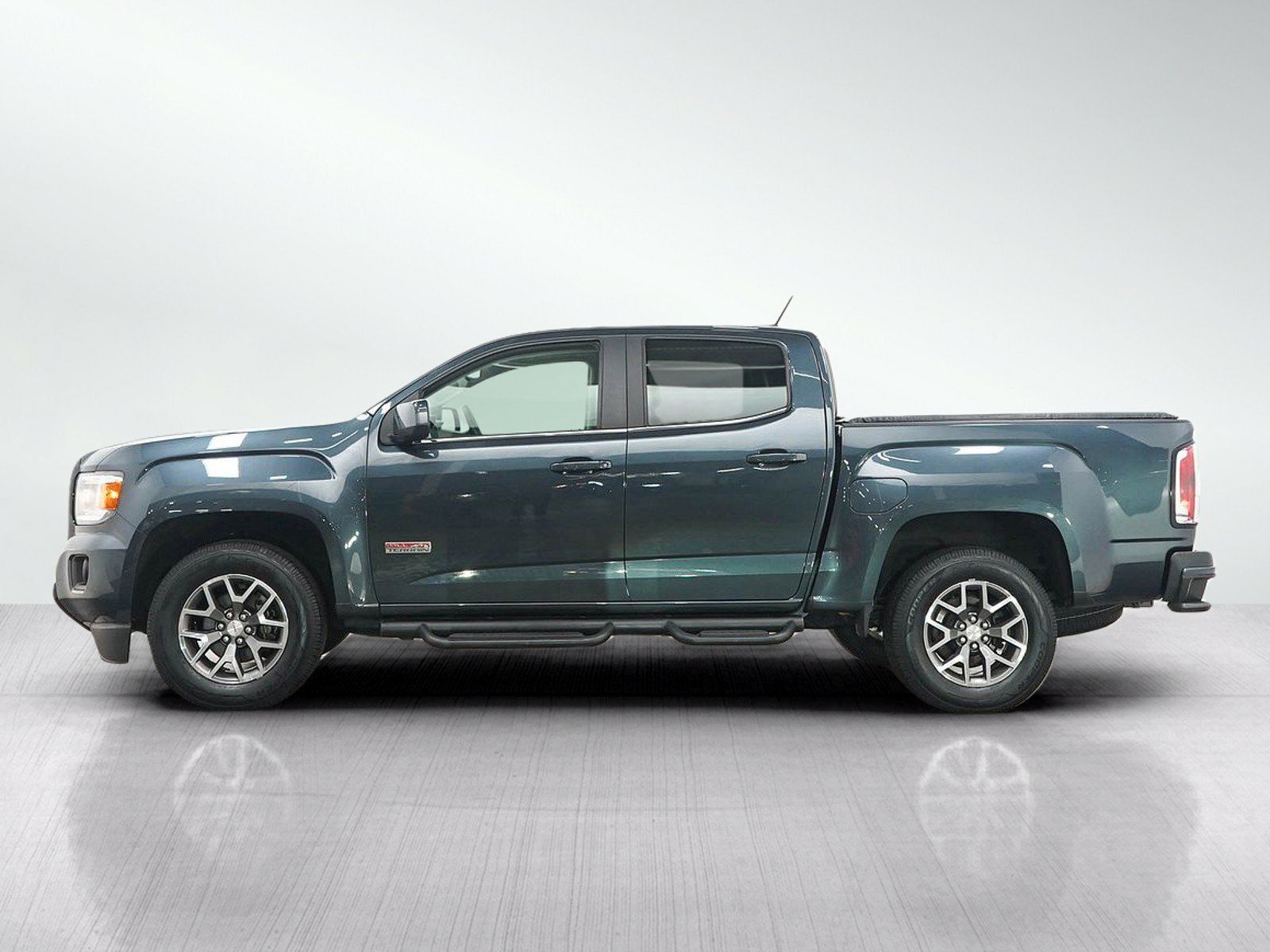 Used 2020 GMC Canyon All Terrain w/ Trailering Package AWD/4WD image 2