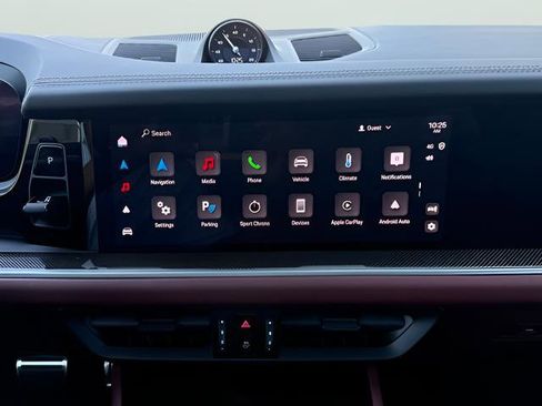 Used 2025 Porsche Cayenne GTS image 22