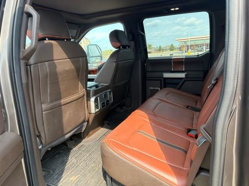 Used 2019 Ford F250 King Ranch w/ King Ranch Ultimate Package AWD/4WD image 16