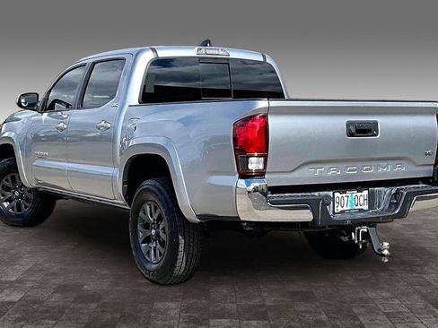 Used 2023 Toyota Tacoma SR5 RWD image 13