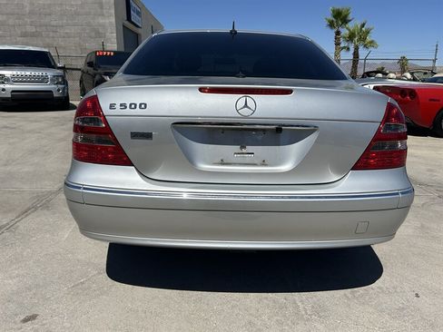 Used 2005 Mercedes-Benz E 500 Sedan image 5