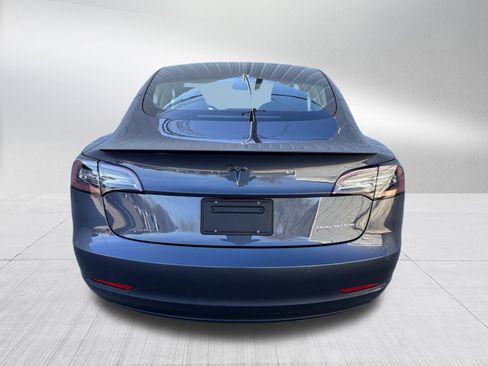 Used 2022 Tesla Model 3 Performance image 7