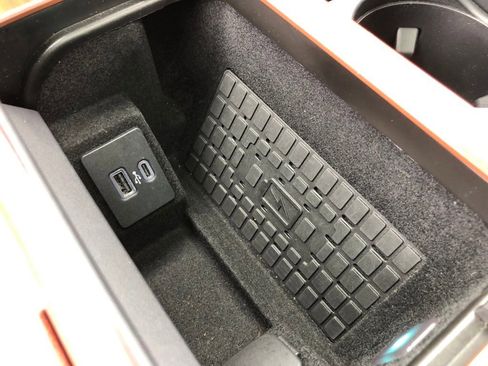 Used 2022 Lincoln Navigator Reserve image 25