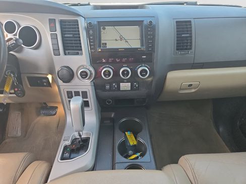 Used 2008 Toyota Sequoia Limited image 10