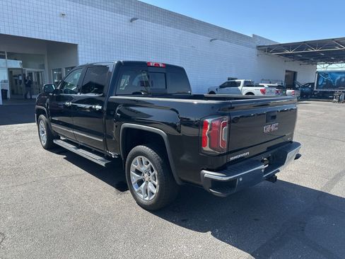 Used 2018 GMC Sierra 1500 SLT w/ SLT Premium Package AWD/4WD image 4