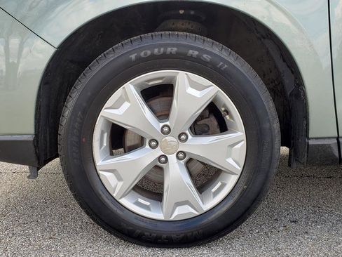 Used 2014 Subaru Forester 2.5i Premium w/ All-Weather Package image 27