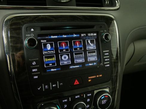 Used 2013 Buick Enclave Leather image 29
