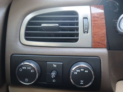 Used 2008 GMC Yukon SLT AWD/4WD image 29