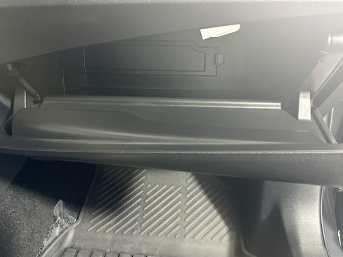 Used 2026 Toyota Camry LE FWD image 32