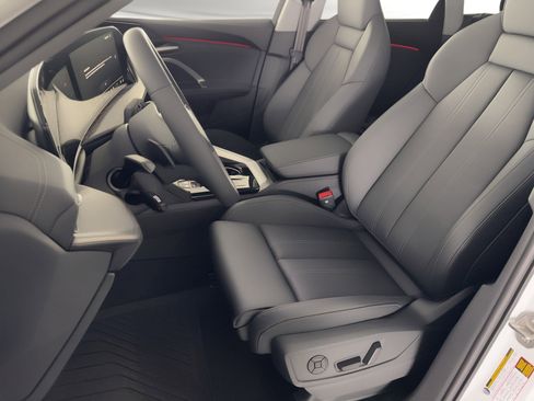 New 2025 Audi Q5 Prestige image 5