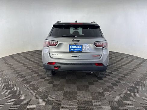 Used 2019 Jeep Compass Trailhawk AWD/4WD image 6