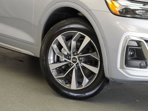 Used 2023 Audi Q5 2.0T Premium w/ Convenience Package AWD/4WD image 9
