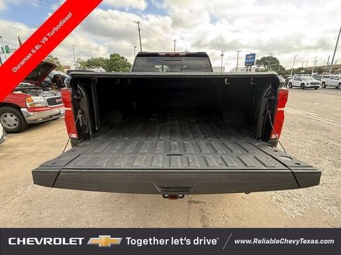 Used 2025 Chevrolet Silverado 2500 LTZ w/ LTZ Texas Edition AWD/4WD image 37