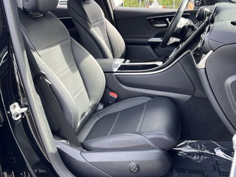 Certified 2023 Mercedes-Benz GLC 300 4MATIC image 33