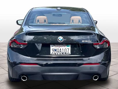 Used 2024 BMW 230i Coupe w/ Convenience Package RWD image 8