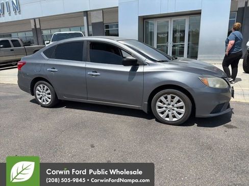 Used 2017 Nissan Sentra S FWD image 3