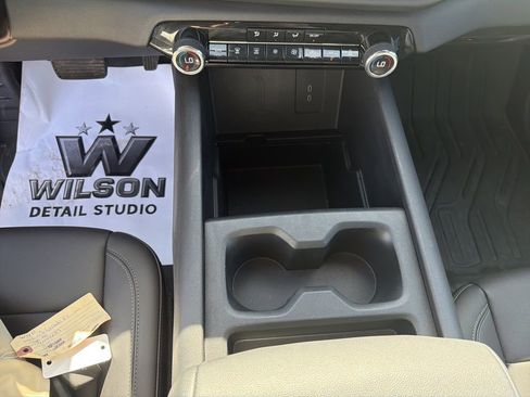 Used 2024 Chevrolet Silverado EV W/T image 10