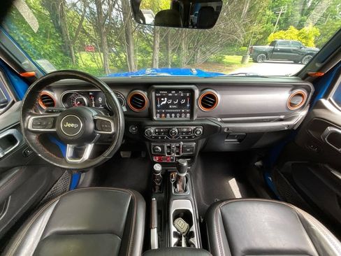 Used 2022 Jeep Gladiator Mojave w/ LED Lighting Group AWD/4WD image 19