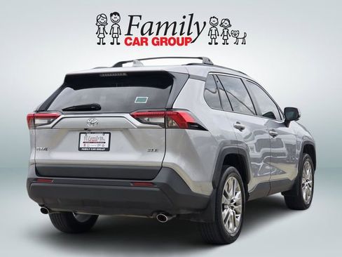 Used 2024 Toyota RAV4 XLE Premium FWD image 4