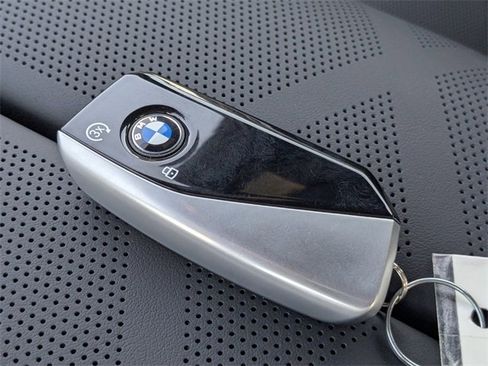 New 2026 BMW 740i w/ Executive Package image 33