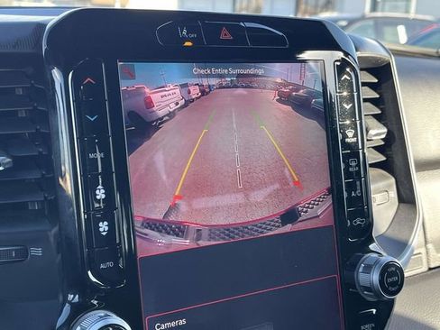 Used 2025 RAM 1500 Big Horn image 31