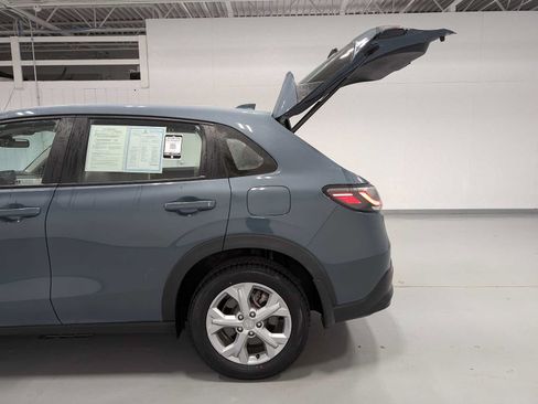 Certified 2023 Honda HR-V LX image 11