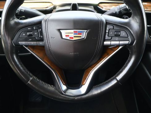 Certified 2024 Cadillac Escalade ESV Premium Luxury Platinum AWD/4WD image 15