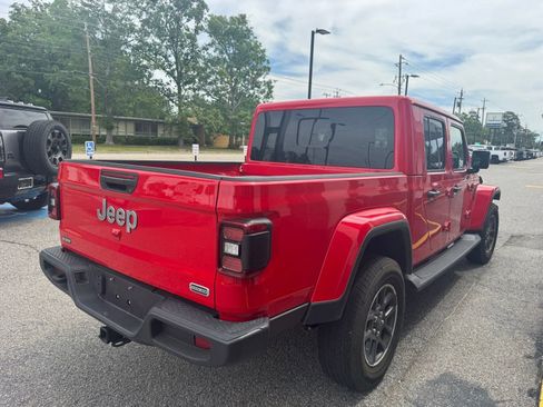 Used 2022 Jeep Gladiator Overland w/ Popular Equipment Package AWD/4WD image 4
