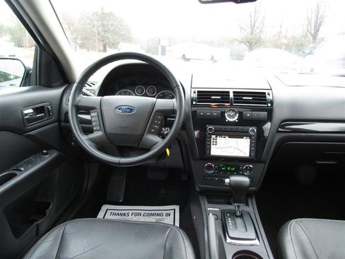 Used 2009 Ford Fusion SEL image 24