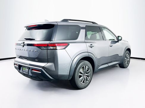 Used 2024 Nissan Pathfinder SV FWD image 9