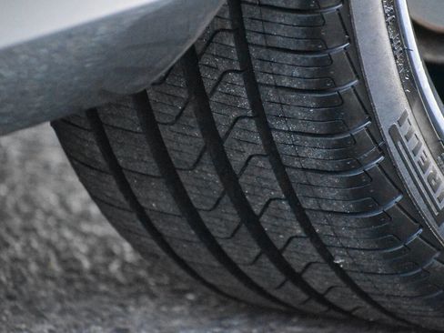 Used 2016 Volvo S60 T5 R-Design image 39