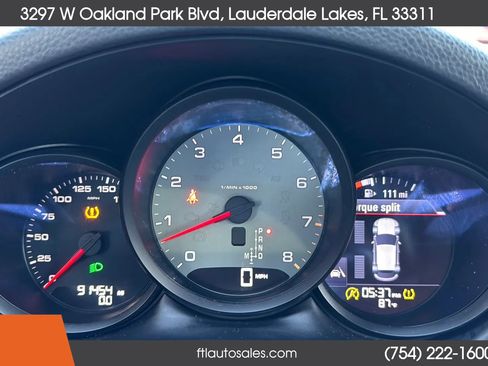 Used 2017 Porsche Macan S image 54