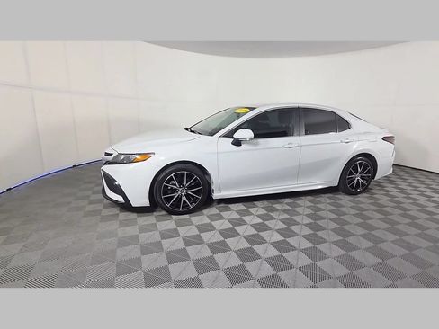 Used 2024 Toyota Camry SE FWD image 50