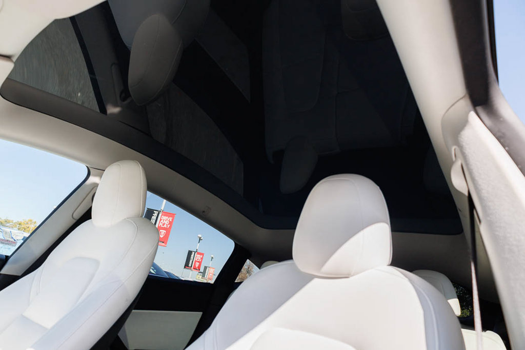 Used 2022 Tesla Model Y Performance AWD/4WD image 4