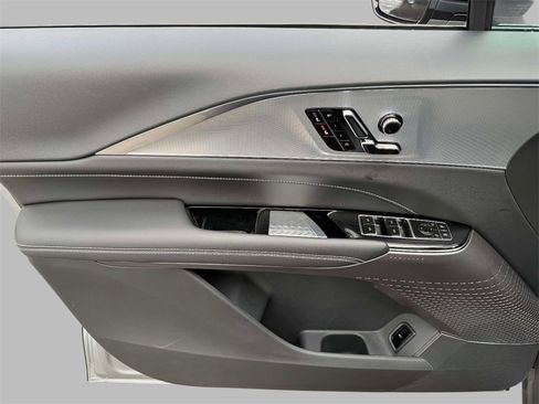 Used 2024 Cadillac Lyriq Tech image 20