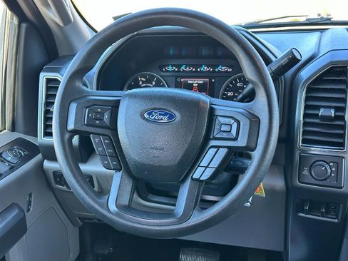 Used 2021 Ford F250 XLT w/ FX4 Off-Road Package image 12