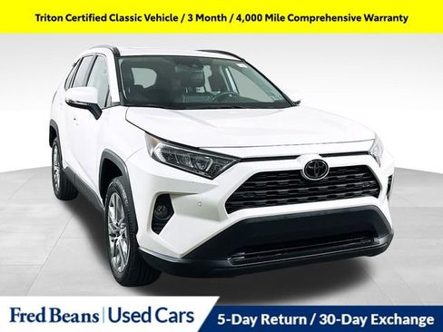 Used 2021 Toyota RAV4 XLE Premium image 1
